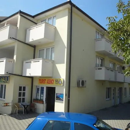 Modern Eingerichtete Ideal Fuer Junge Paaren Im Zentrum Von By Interhome Baška